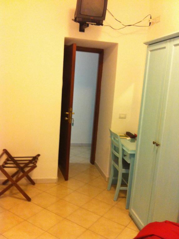 Hotel Eugenio Ischia Zimmer foto